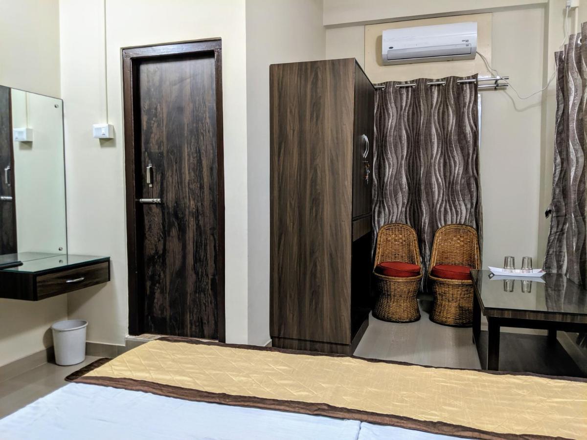 Townhouse - The Urban Inn Dibrugarh Exterior foto